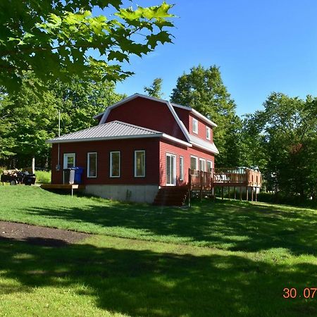 Вилла Domaine Henri-Daze Saint-Pierre-Baptiste Экстерьер фото