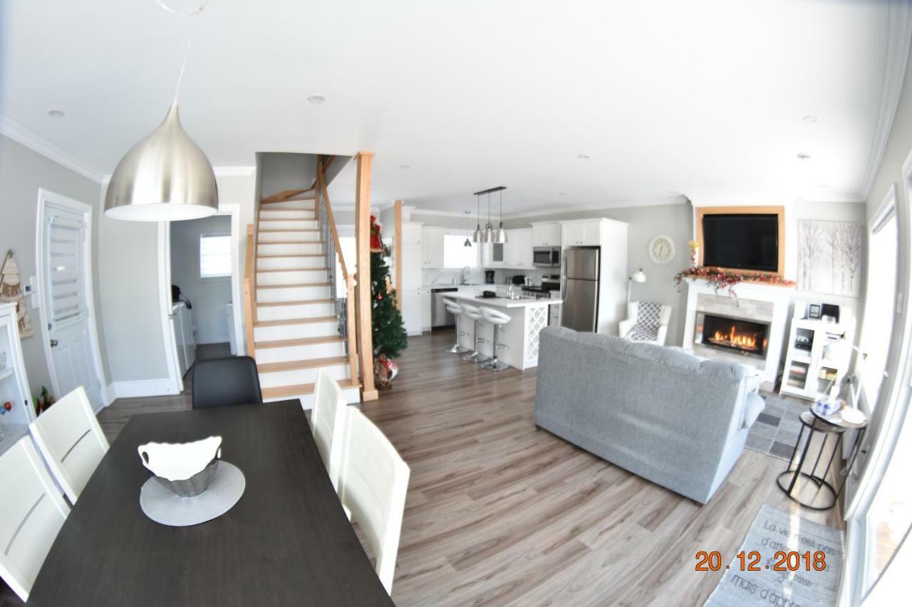 Вилла Domaine Henri-Daze Saint-Pierre-Baptiste Экстерьер фото